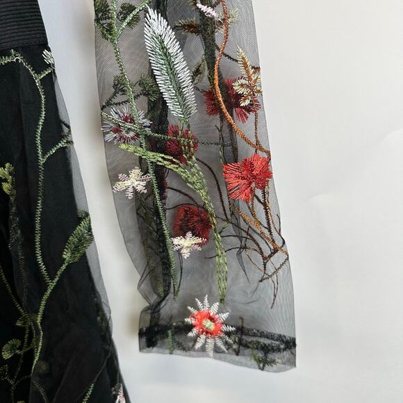 Black Midi Sheer Sleeve Embroidered Floral Knee Length Dress Womens Size Small - Picture 9 of 14